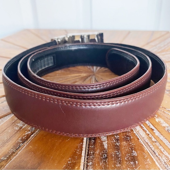 Used Men’s Brown Genuine Leather Belt - Picture 9 of 9